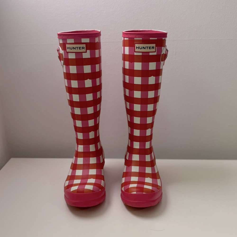 HUNTER, US: 5, plaid orange and pink rain boots